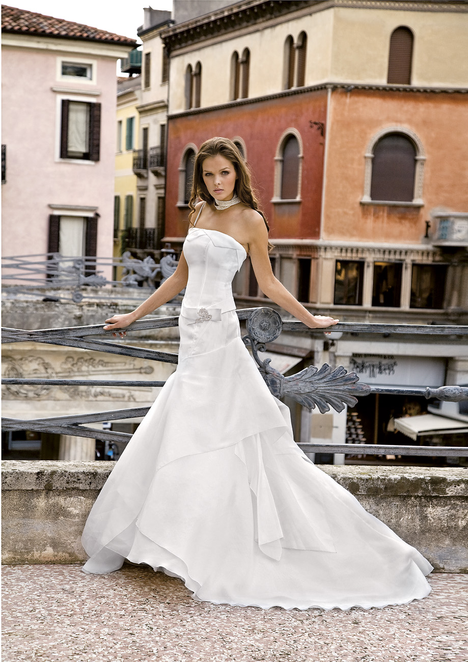 Suknia ślubna z Kolekcji Fabia Maiorca